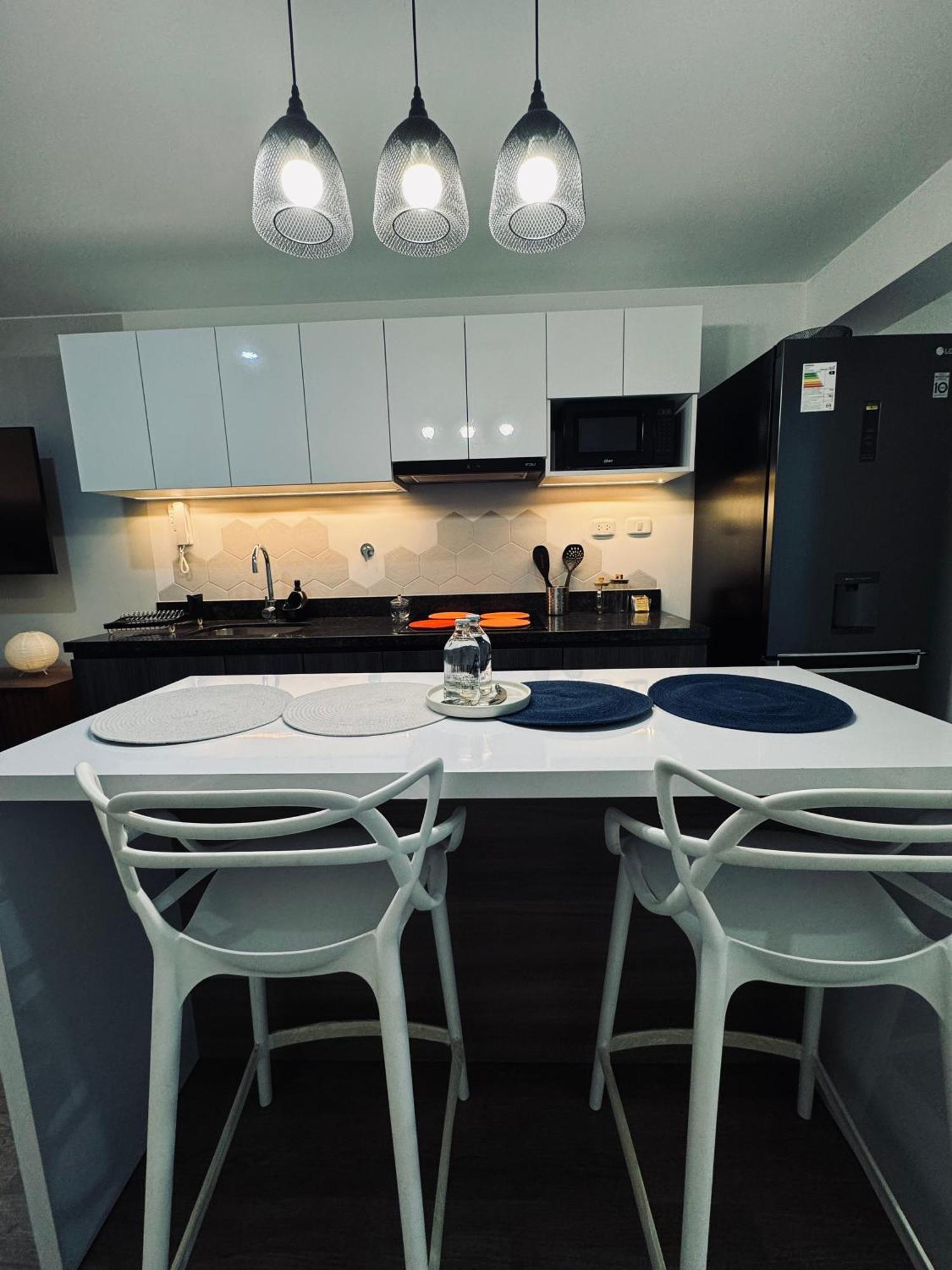 Amazing 2br In Barranco In Front Of Restaurant *